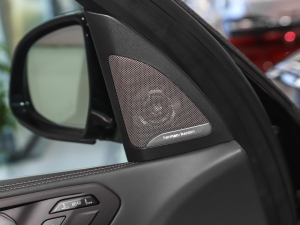 2022xDrive40i M\b п؅^