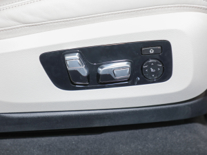 2022xDrive40i M\(yn)b g