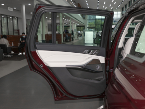 2022xDrive40i M\b ܇T