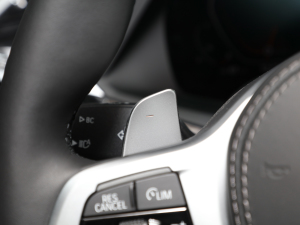 2022xDrive40i M\b п؅^