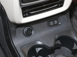 2022xDrive40i M\b п؅^