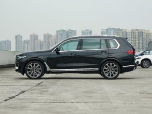 2022xDrive40i ͺAb ȣ