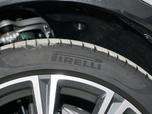 2022xDrive40i ͺAb ݆̥Ʒ