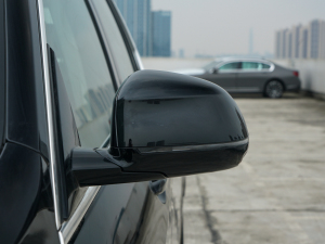 2022xDrive40i ͺAb ^