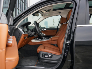 2022xDrive40i ͺAb ǰſg