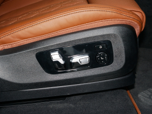 2022xDrive40i ͺAb g