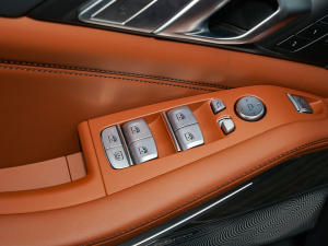 2022xDrive40i ͺAb {܇ƅ^	