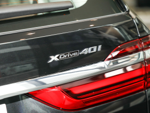 2022xDrive40i IͺAb ^