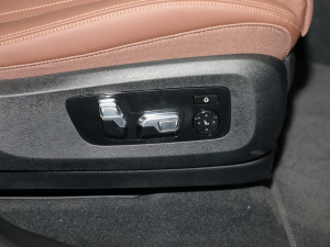 2022xDrive40i IͺAb g