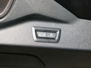 2022xDrive40i IͺAb g