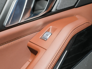 2022xDrive40i IͺAb ܇ƅ^