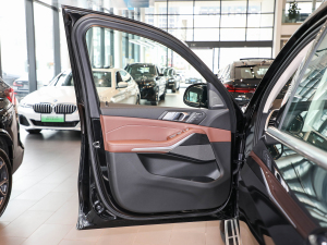 2022xDrive40i IͺAb {λ܇T