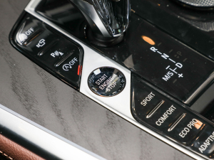 2022xDrive40i IͺAb п؅^