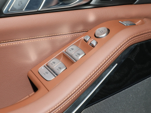 2022xDrive40i IͺAb п؅^