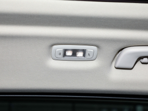 2022xDrive40i IͺAb п؅^(q)