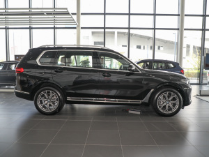 2022xDrive40i ͺAb (c)ң