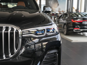 2022xDrive40i ͺAb ^