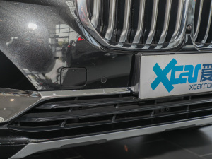 2022xDrive40i ͺAb ^