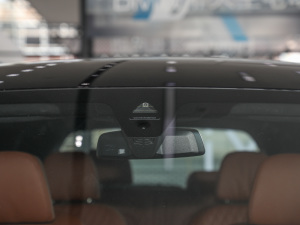 2022xDrive40i ͺAb ^