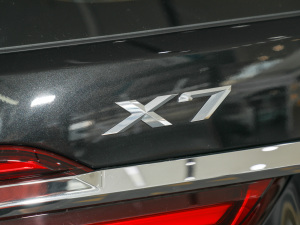 2022xDrive40i ͺAb ^