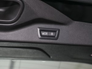 2022xDrive40i ͺAb g