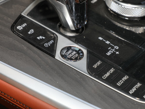 2022xDrive40i ͺAb п؅^