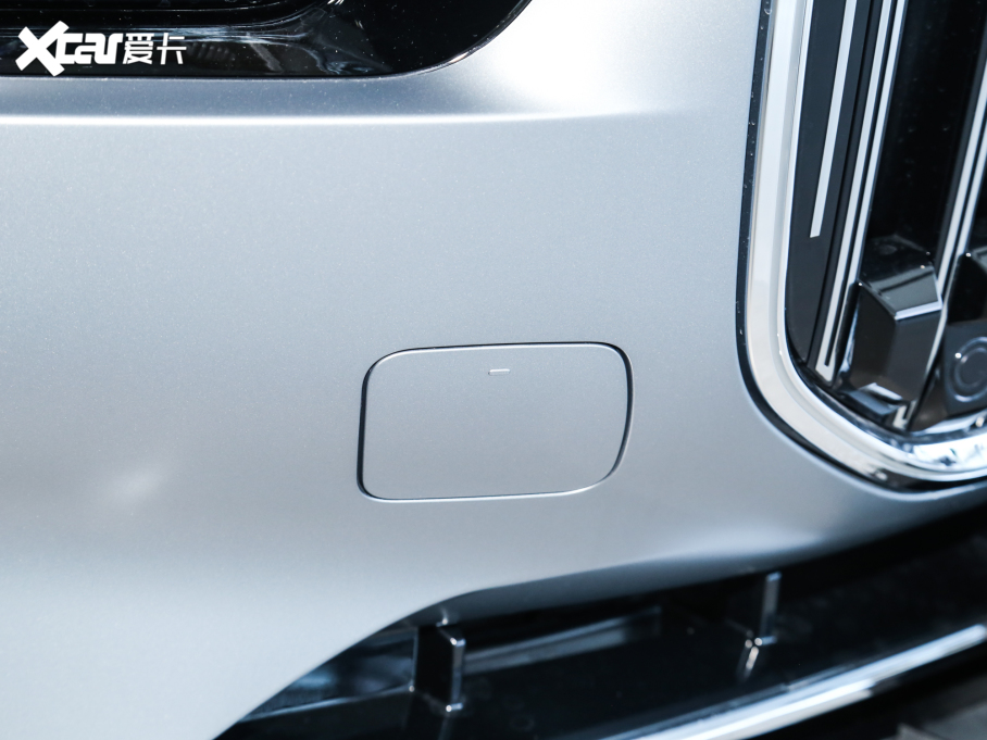 2023��Ri7 xDrive60L ���A���b