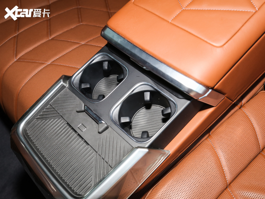 2023Ri7 xDrive60L Ab