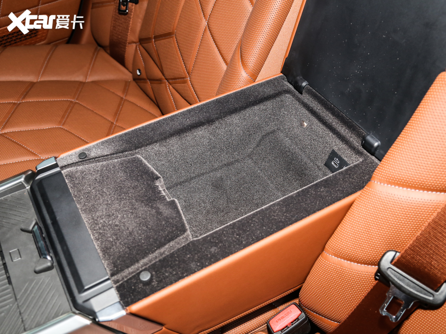 2023Ri7 xDrive60L Ab