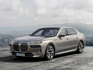 2023款xDrive60L M运动套装 整体外观