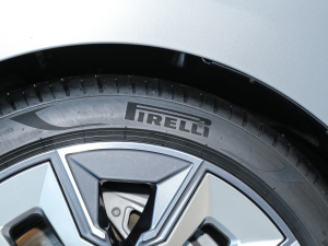 2023xDrive60L Ab ݆̥Ʒ