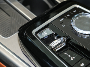 2023xDrive60L Ab п؅^