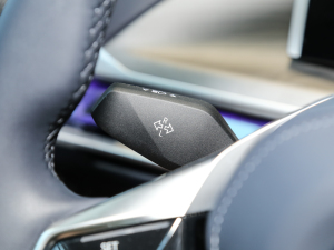 2023xDrive60L Ab п؅^