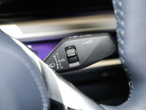 2023xDrive60L Ab п؅^