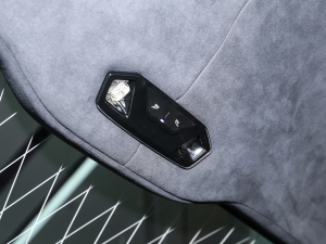 2023xDrive60L Ab п؅^