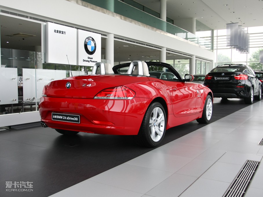 2009RZ4 sDrive30i hа