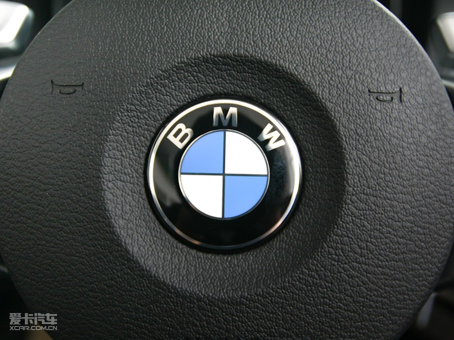 2009RZ4 sDrive30i hа