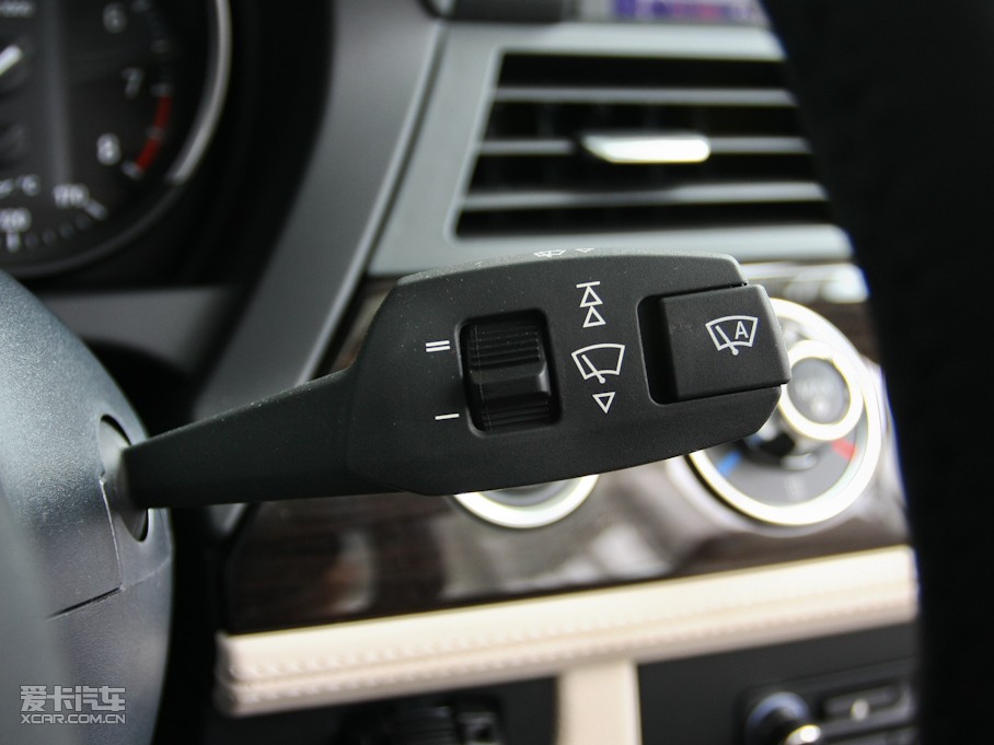 2009RZ4 sDrive30i hа