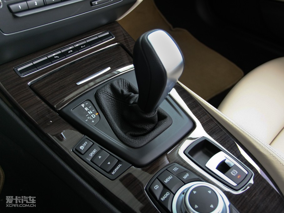 2009RZ4 sDrive30i hа