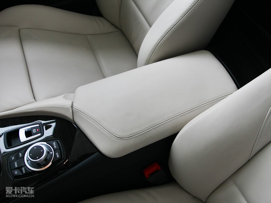 2009RZ4 sDrive30i hа