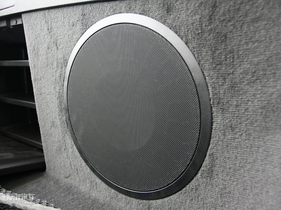 2009RZ4 sDrive30i hа