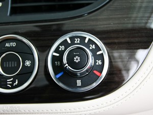 2009sDrive30i hа п؅^(q)