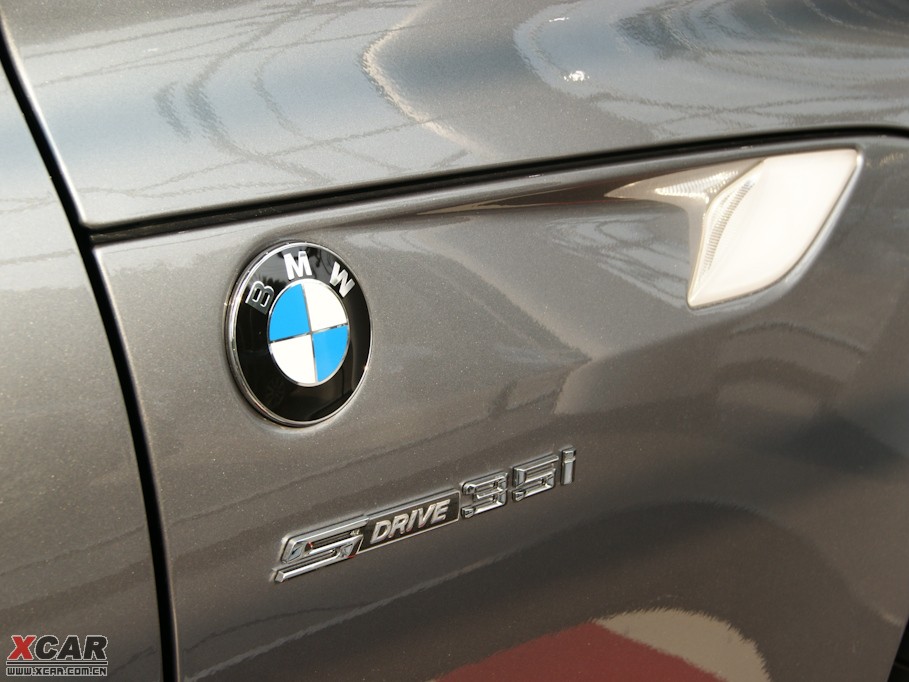 2009RZ4 sDrive35i hа