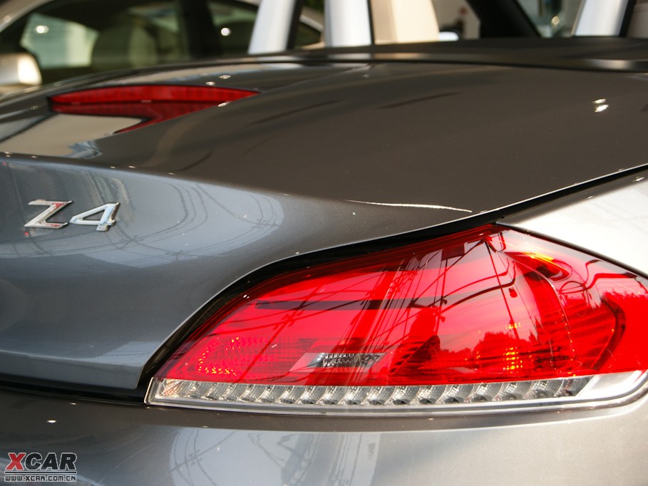 2009RZ4 sDrive35i hа