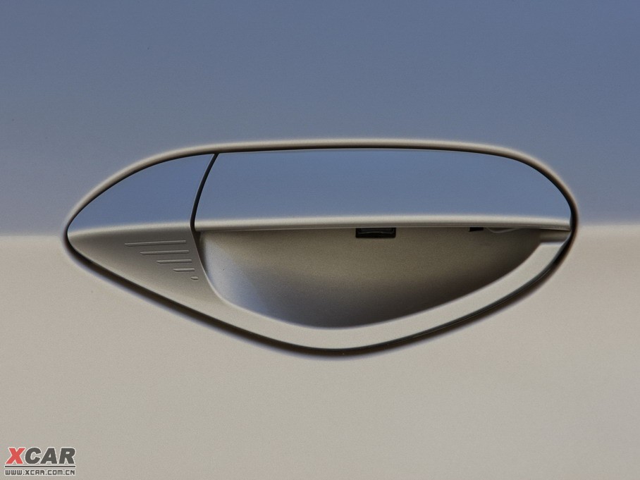 2009RZ4 sDrive35i hа