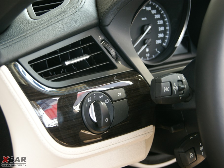 2009RZ4 sDrive35i hа