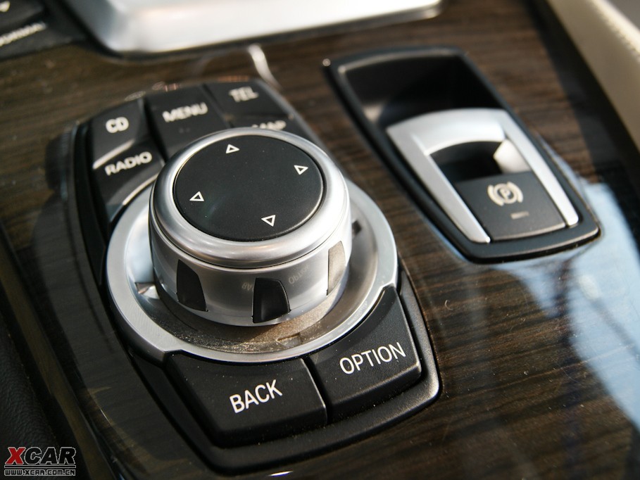 2009RZ4 sDrive35i hа