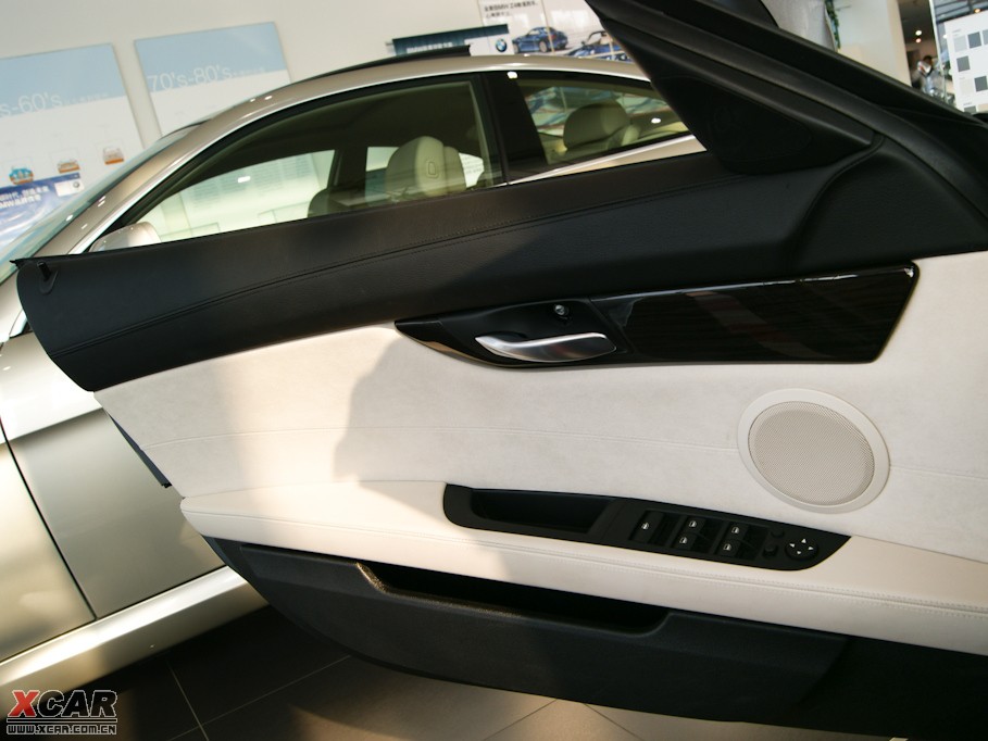 2009RZ4 sDrive35i hа