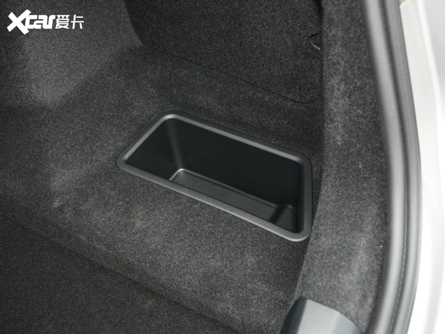 2023R7ϵ 735Li Ab