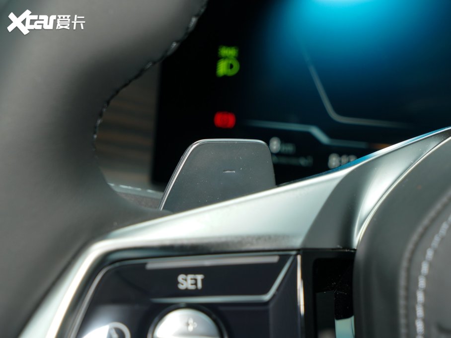 2023��R7ϵ 735Li ���A���b